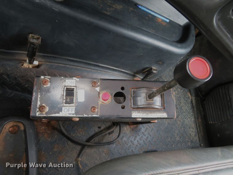 image for item FB9788 2006 GMC C6500  dump truck