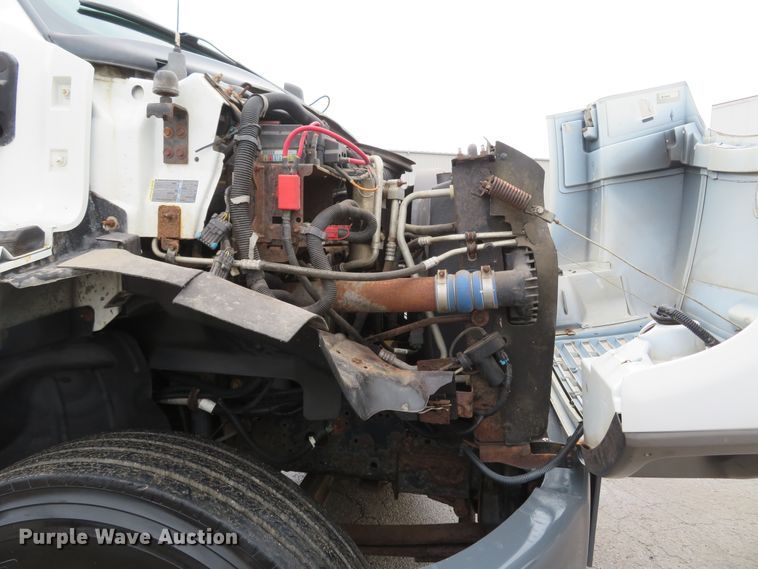 image for item FB9788 2006 GMC C6500  dump truck