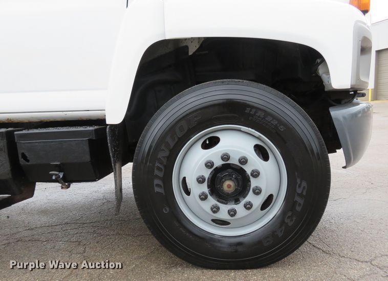 image for item FB9788 2006 GMC C6500  dump truck