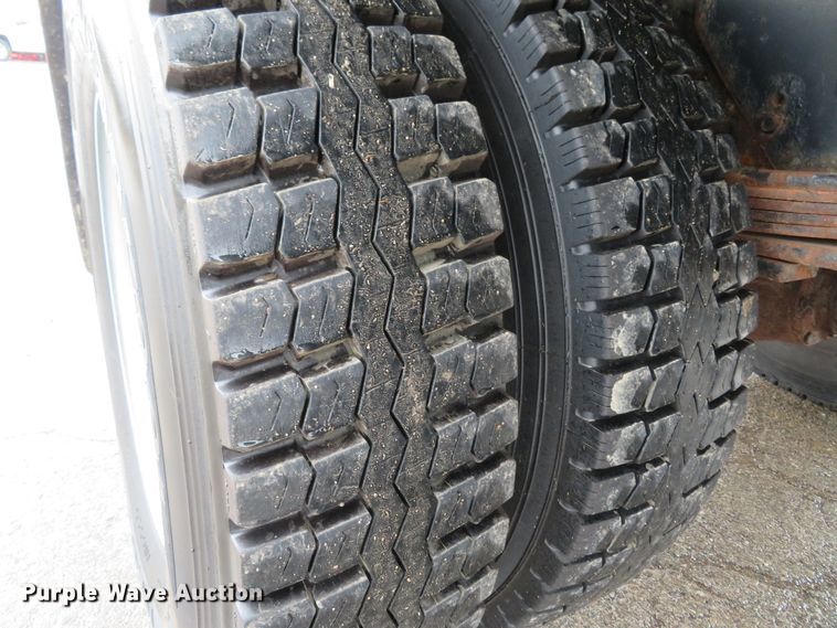 image for item FB9788 2006 GMC C6500  dump truck