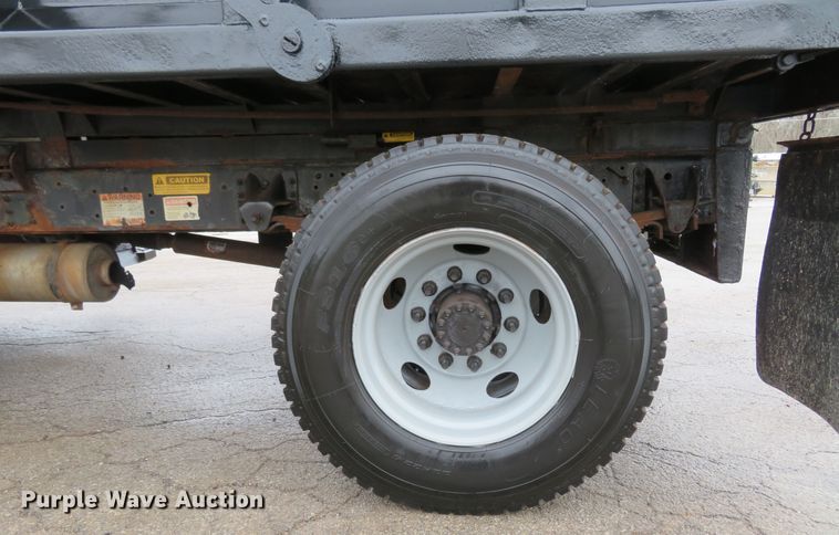 image for item FB9788 2006 GMC C6500  dump truck