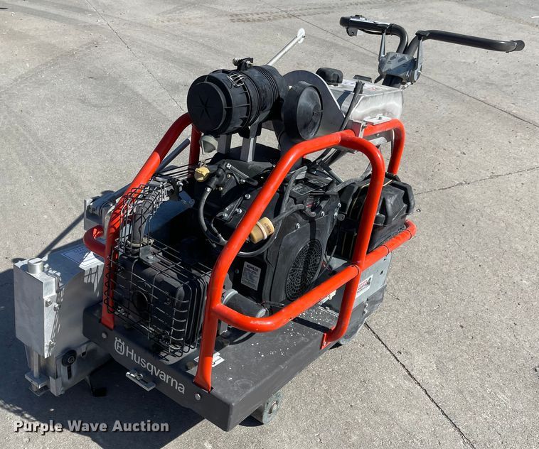 image for item FV9434 Husqvarna Soff Cut 4000  concrete saw