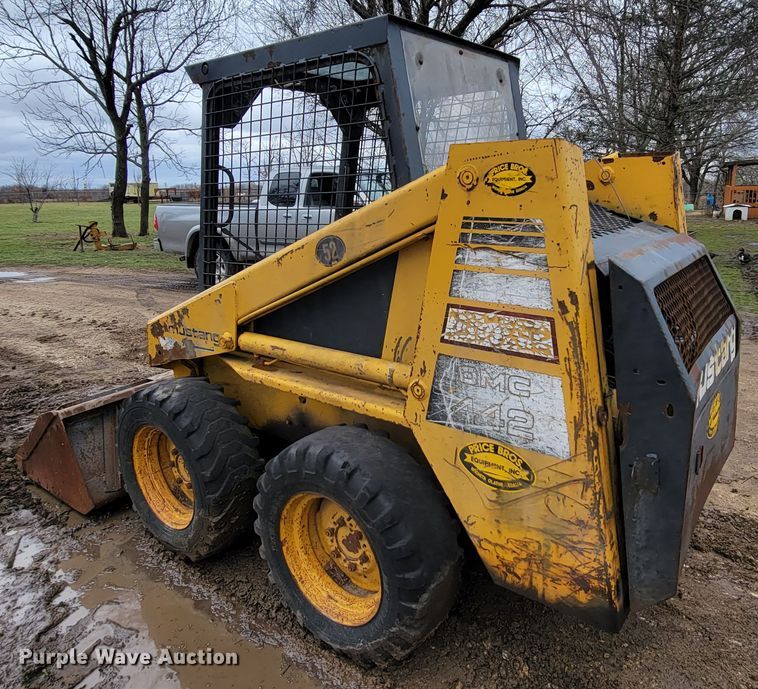 image for item HF9330 Mustang OMC 442  skid steer loader