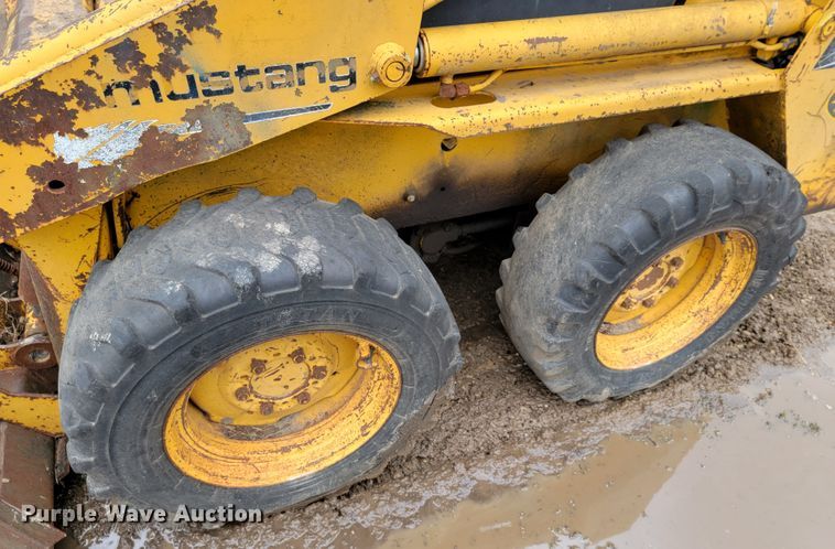 image for item HF9330 Mustang OMC 442  skid steer loader