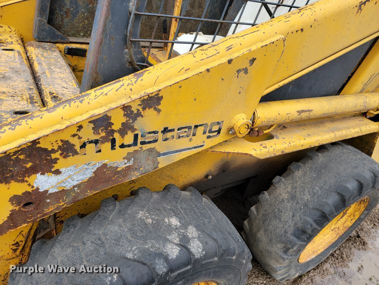 image for item HF9330 Mustang OMC 442  skid steer loader