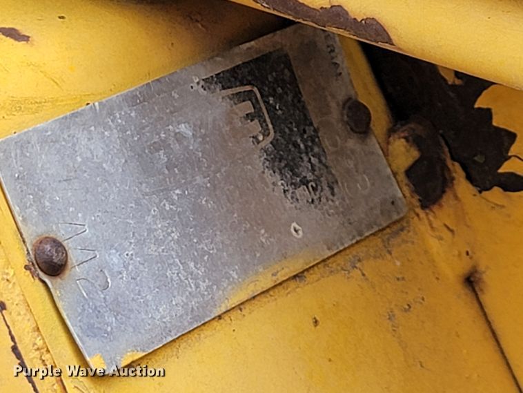 image for item HF9330 Mustang OMC 442  skid steer loader