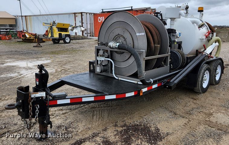 image for item HK9411 2010 Wachs Trav-L-Vac S-42945  vacuum excavator