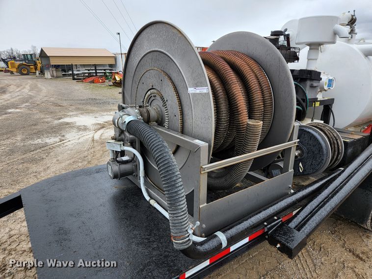 image for item HK9411 2010 Wachs Trav-L-Vac S-42945  vacuum excavator