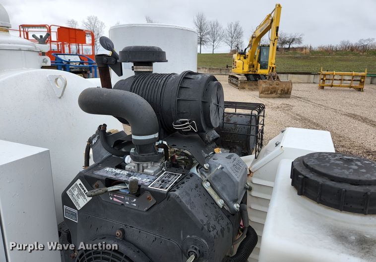 image for item HK9411 2010 Wachs Trav-L-Vac S-42945  vacuum excavator