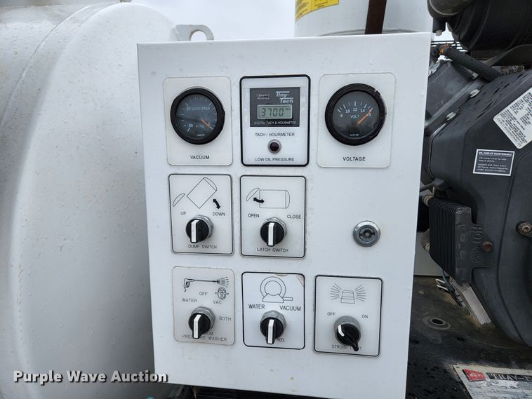 image for item HK9411 2010 Wachs Trav-L-Vac S-42945  vacuum excavator