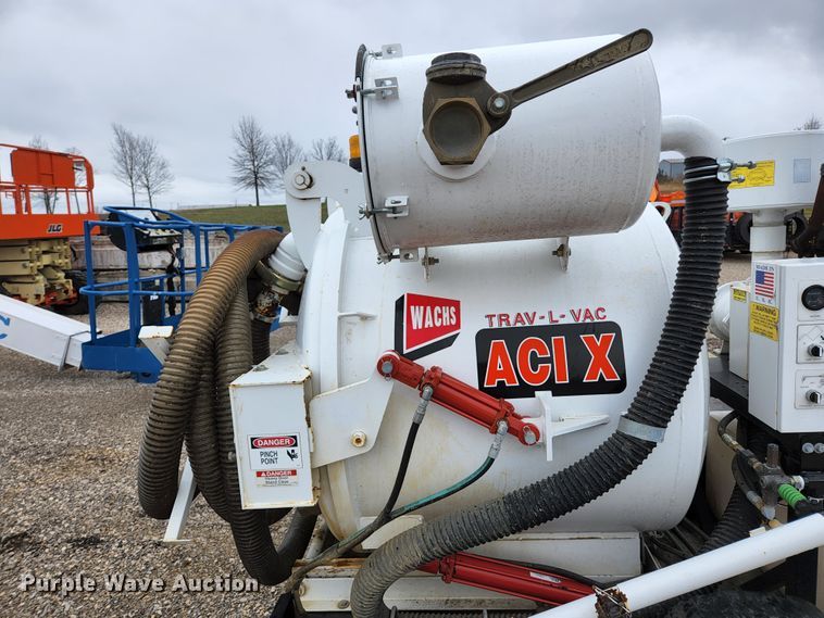 image for item HK9411 2010 Wachs Trav-L-Vac S-42945  vacuum excavator