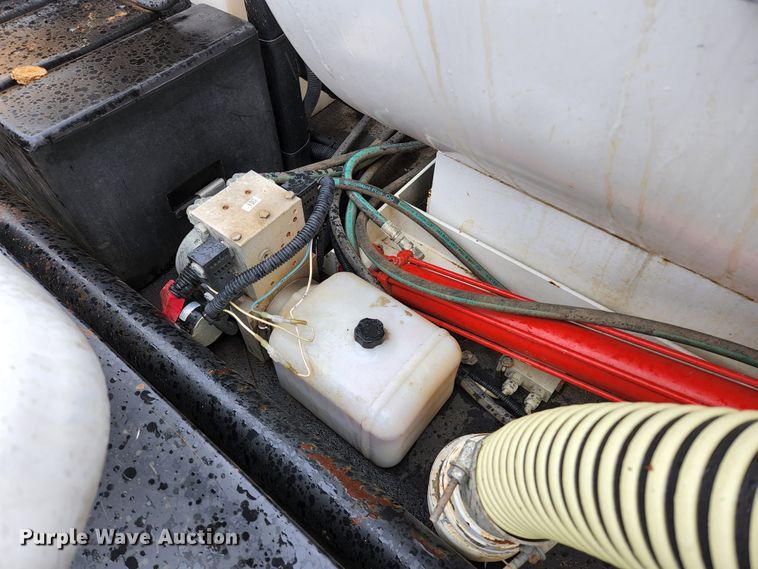 image for item HK9411 2010 Wachs Trav-L-Vac S-42945  vacuum excavator