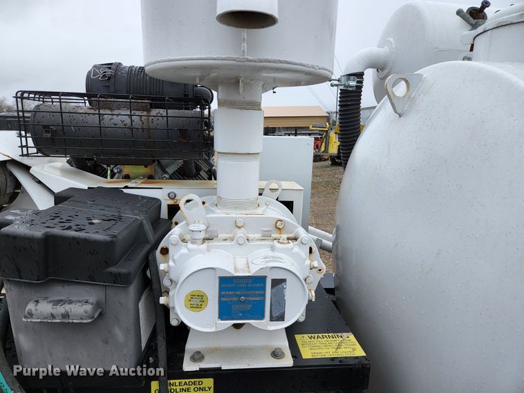 image for item HK9411 2010 Wachs Trav-L-Vac S-42945  vacuum excavator