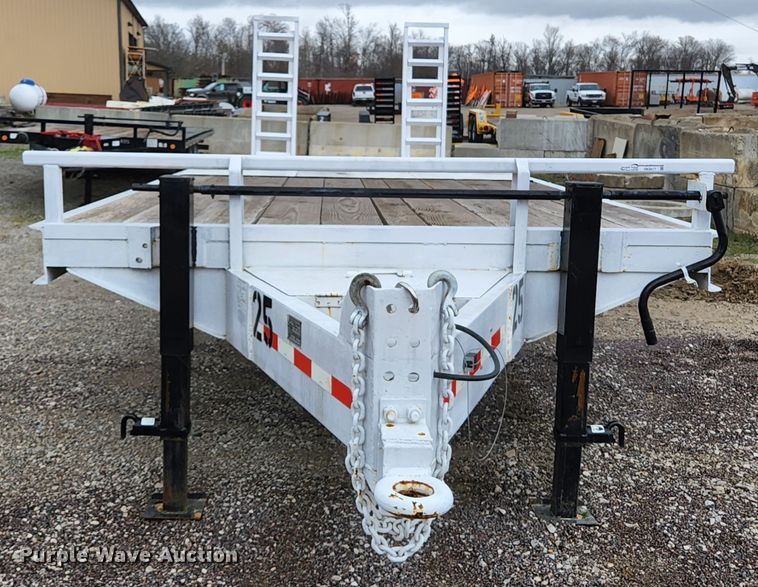 image for item HK9417 1978 Belshe T-8  equipment trailer