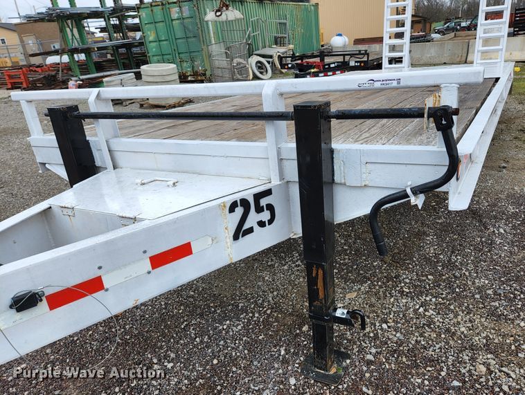 image for item HK9417 1978 Belshe T-8  equipment trailer