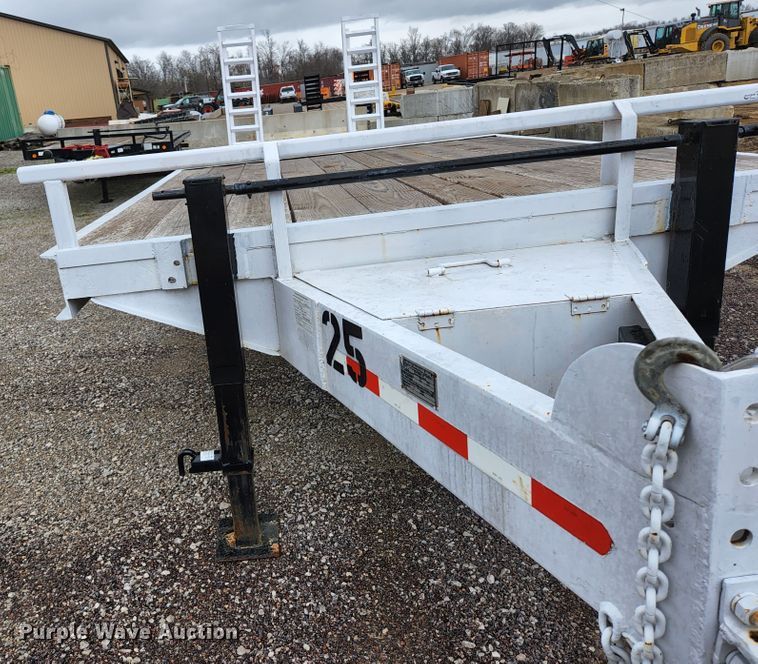 image for item HK9417 1978 Belshe T-8  equipment trailer