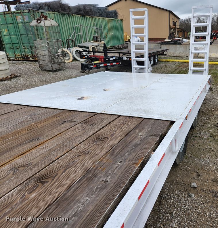 image for item HK9417 1978 Belshe T-8  equipment trailer