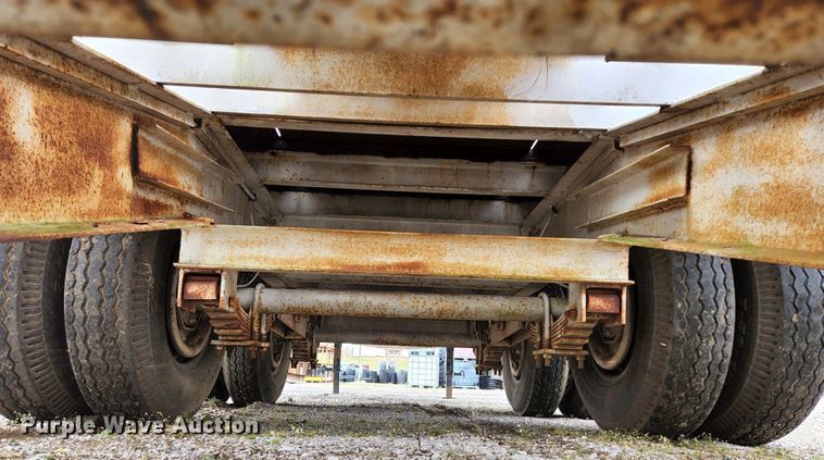 image for item HK9417 1978 Belshe T-8  equipment trailer