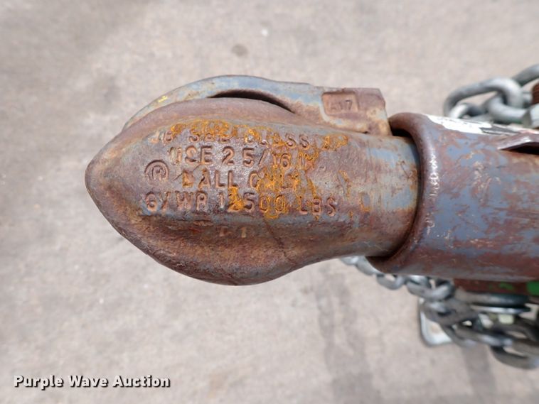 image for item HR9799 2016 Vermeer BC700XL  wood chipper