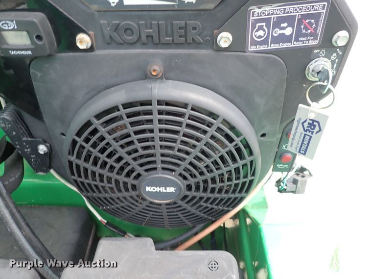 image for item HR9799 2016 Vermeer BC700XL  wood chipper