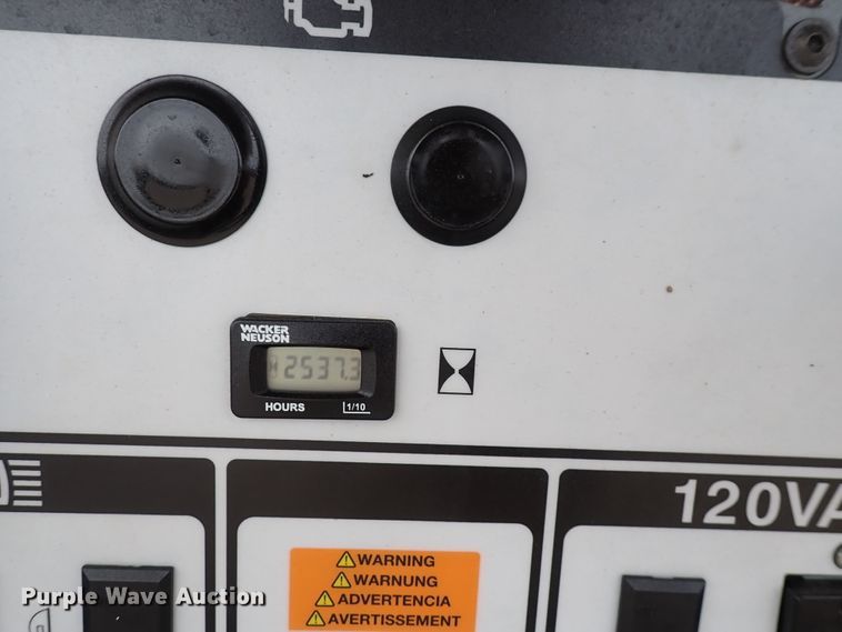 image for item HR9800 2015 Wacker Neuson LTN6L  light plant