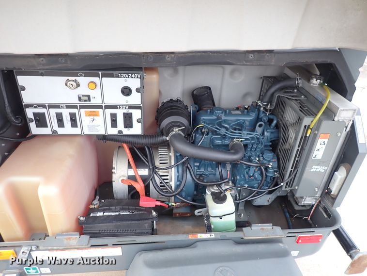 image for item HR9801 2015 Wacker Neuson LTN6L  light plant