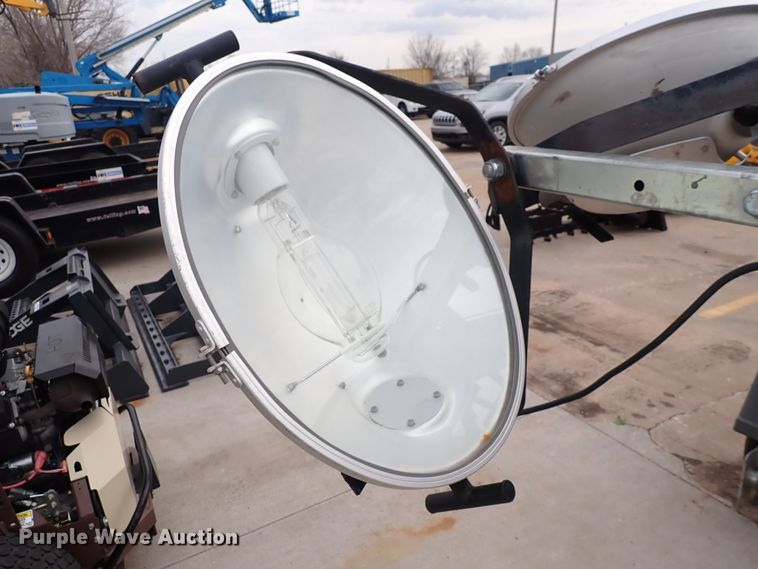 image for item HR9801 2015 Wacker Neuson LTN6L  light plant