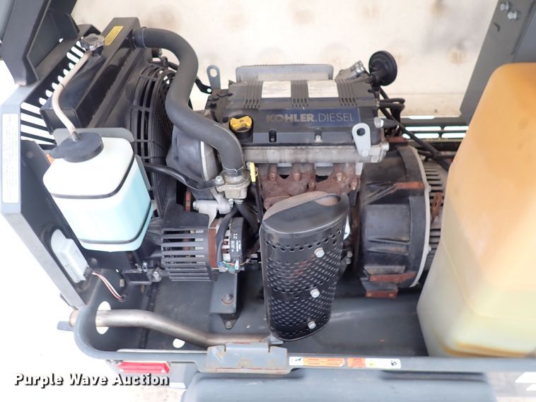 image for item HR9802 2015 Wacker Neuson LTN6L  light plant