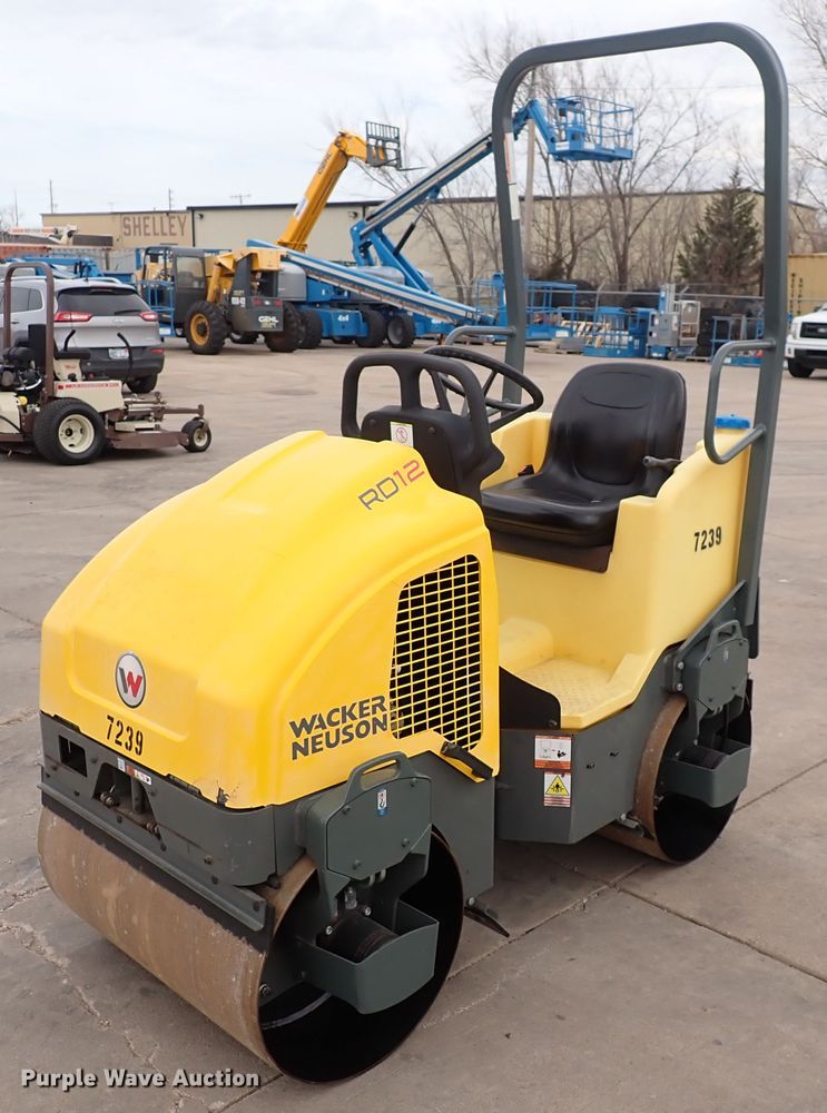 2017 Wacker Neuson RD12 double drum roller in Wichita, KS | Item HR9808 ...