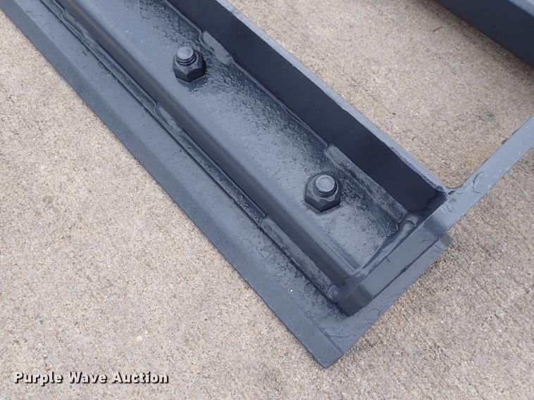 image for item HR9810 Edge 500785  72" W skid steer land leveler