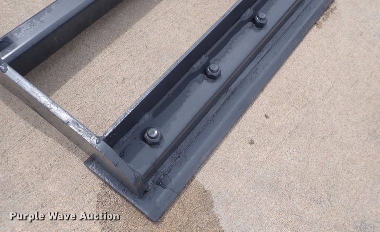 image for item HR9811 Edge 500785  72" W skid steer land leveler