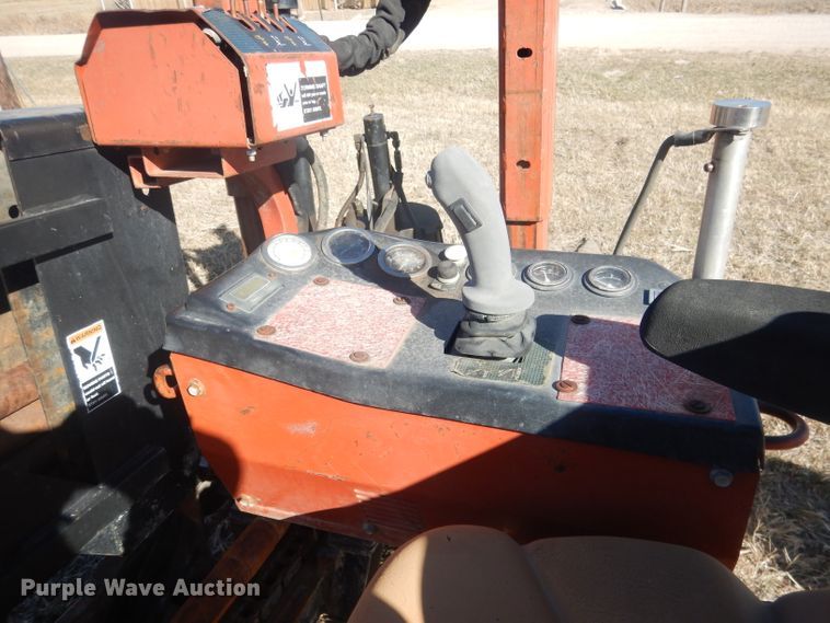image for item HU9391 2000 Ditch Witch JT1720  directional boring unit