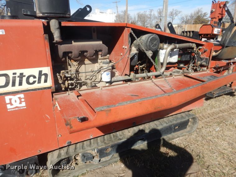 image for item HU9391 2000 Ditch Witch JT1720  directional boring unit