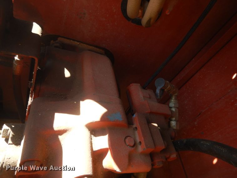 image for item HU9391 2000 Ditch Witch JT1720  directional boring unit