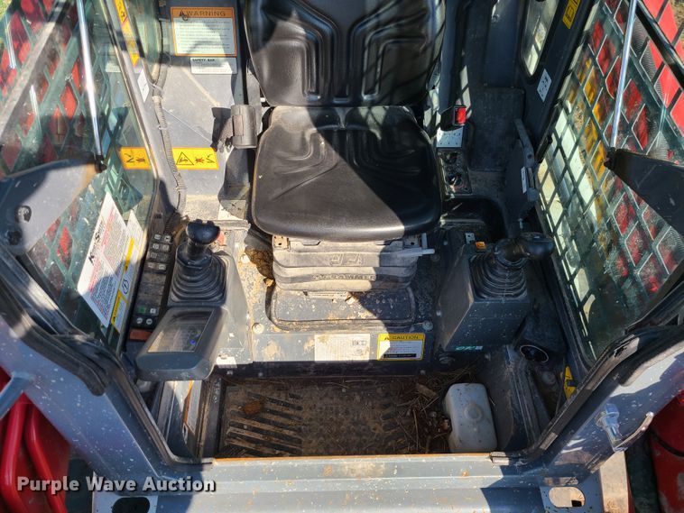 image for item IF9447 2020 Takeuchi TL8  tracked skid steer loader