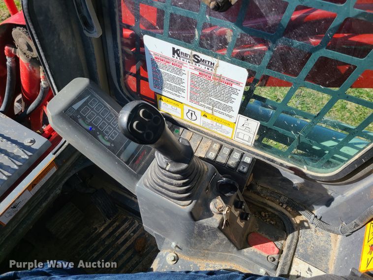 image for item IF9447 2020 Takeuchi TL8  tracked skid steer loader