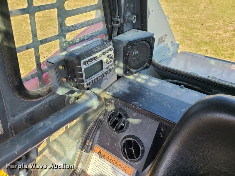 image for item IF9447 2020 Takeuchi TL8  tracked skid steer loader