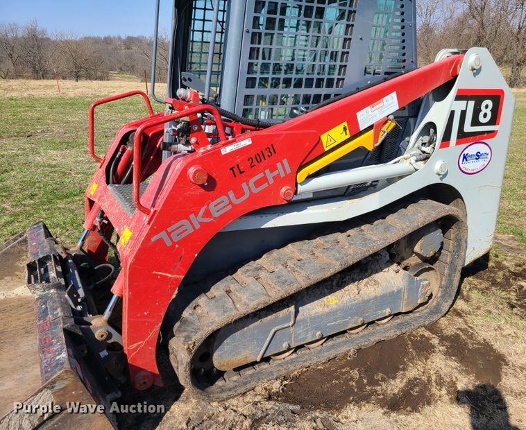 image for item IF9447 2020 Takeuchi TL8  tracked skid steer loader