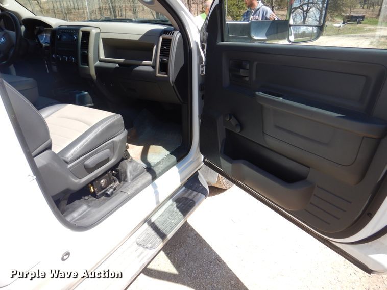 image for item IM9700 2012 Dodge Ram 3500HD  utility bed pickup truck