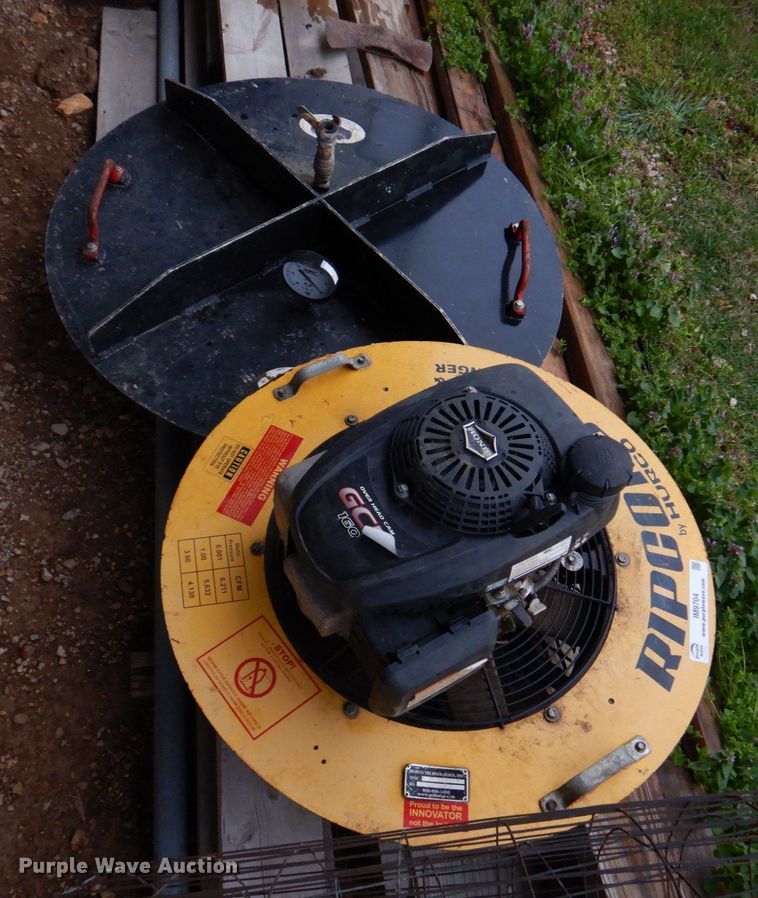 image for item IM9704 Manhole ventilator and pressure tester