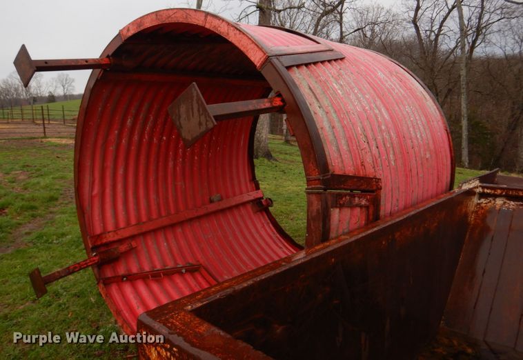 image for item IM9707 Steel manhole shield