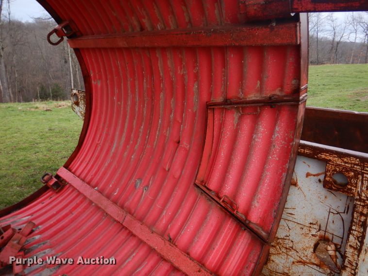 image for item IM9707 Steel manhole shield