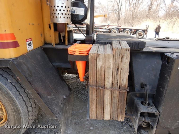 image for item IM9837 Grove  crane