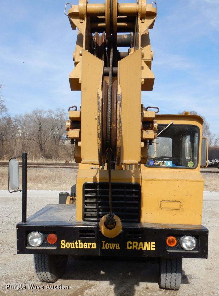 image for item IM9837 Grove  crane