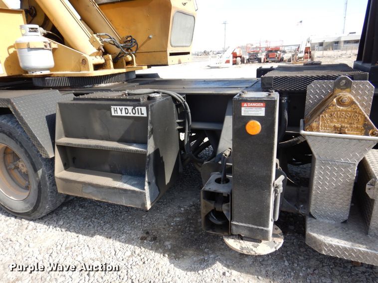 image for item IM9837 Grove  crane