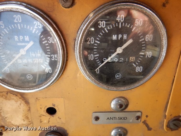 image for item IM9837 Grove  crane