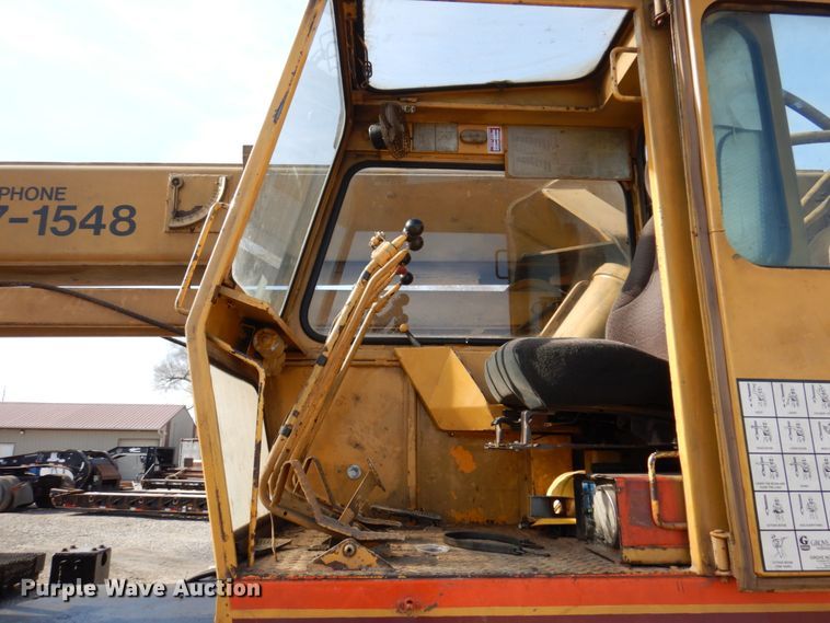 image for item IM9837 Grove  crane