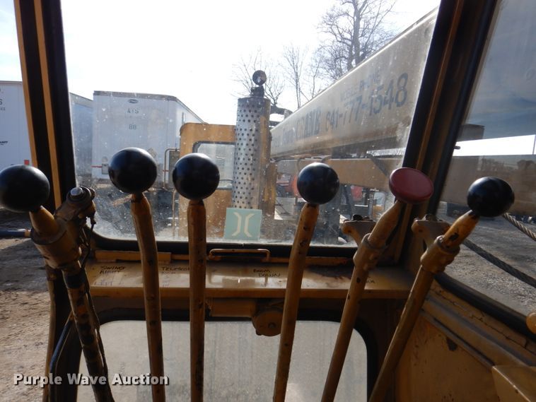 image for item IM9837 Grove  crane