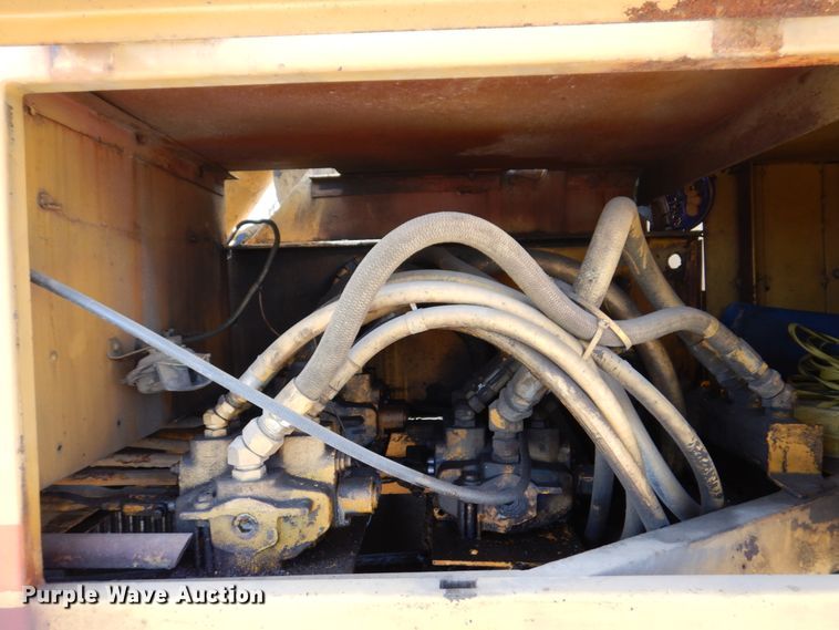 image for item IM9837 Grove  crane