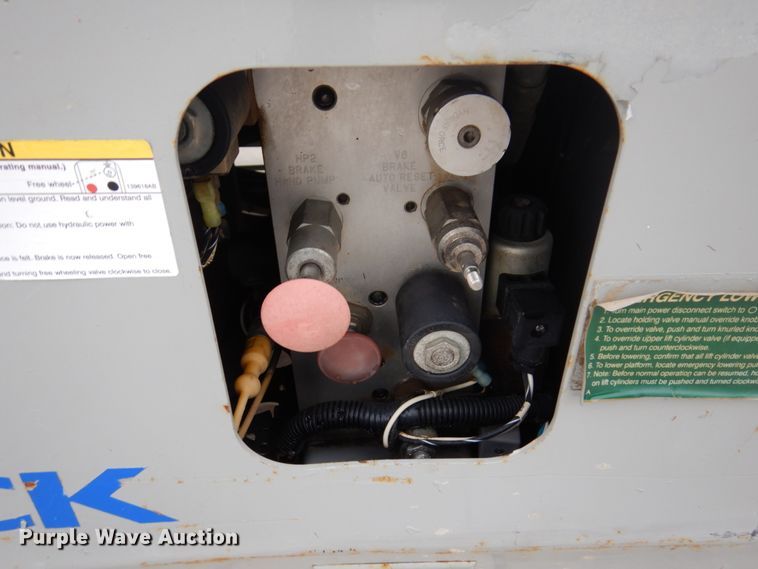 image for item IM9869 Sky Jack SJ6832RT  scissor lift